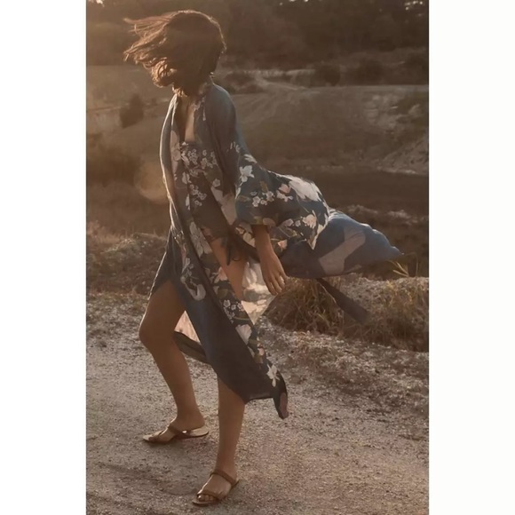 SOLD OUT Blue Bohemian Floral Peacock Open Kimono Duster - Picture 8 of 8